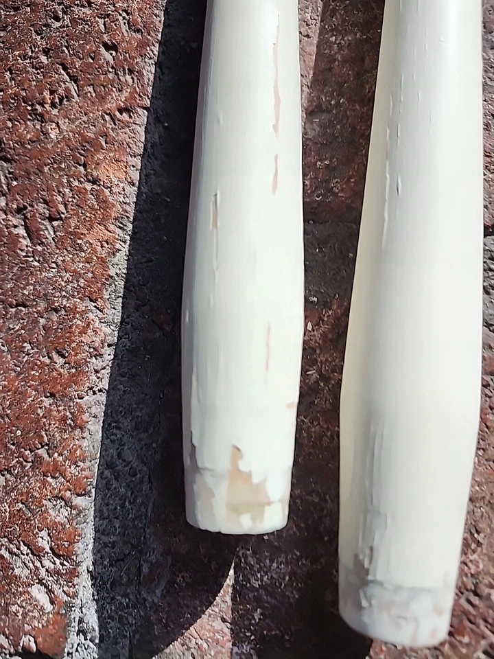 Vintage Set of 2 Wood Candle Sticks Tapers Melting White Chippy Faux Candles # — 第 4/4 张图片