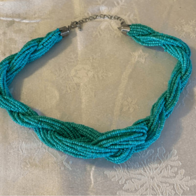 Twisted Seed Bead Necklace 18  Turquoise Blue Southwest Vibe Vintage Gorgeous