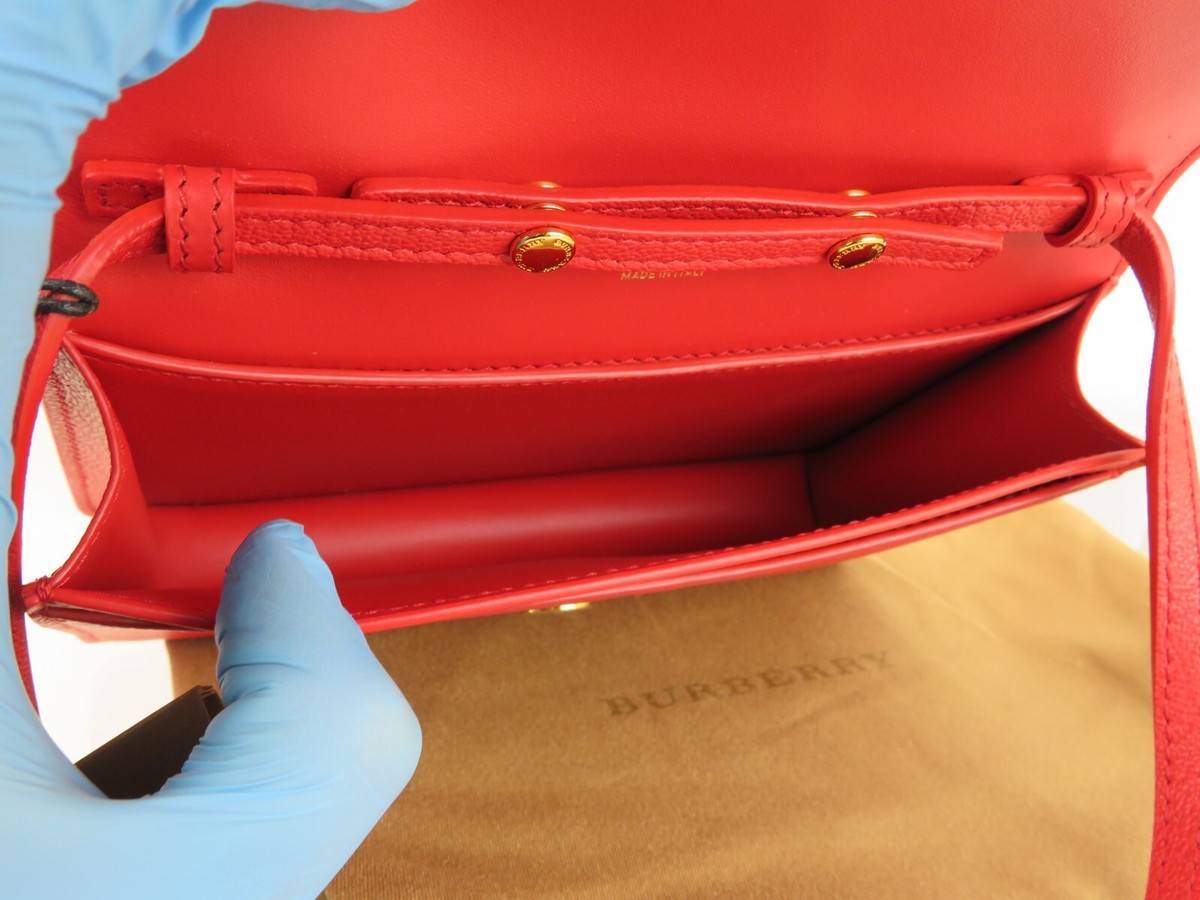 $1090 BURBERRY HAMPSHIRE RED LOGO LEATHER FLAP CROSSBODY