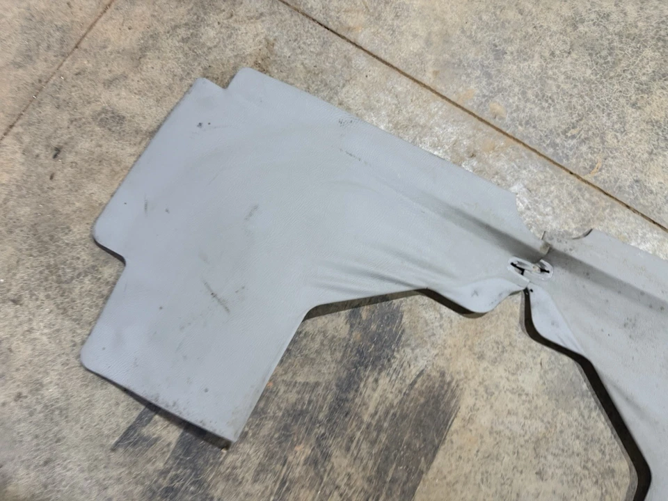 BMW e24 633CSi 635CSi M6 OEM Trunk Lid Trim Panel Filler - Image 2 of 4