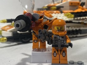 LEGO Galaxy Squad 70705 Bug Obliterator Spaceship Minifigures RETIRED Incomplete