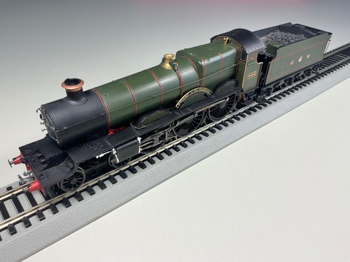Hornby R3455 GWR STAR CLASS “ Knight of St Patrick “ # 4013 | Zustand: Used