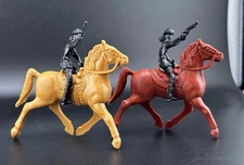 4 Vtg 1960s Daniel Boone Fort Boonesboro Frontiersman With Horses Tim Mee