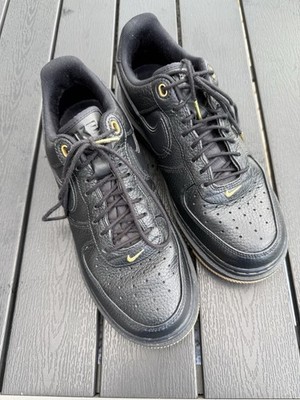Nike Air Force 1 Luxe Schwarz Gold Gum Größe 42.5