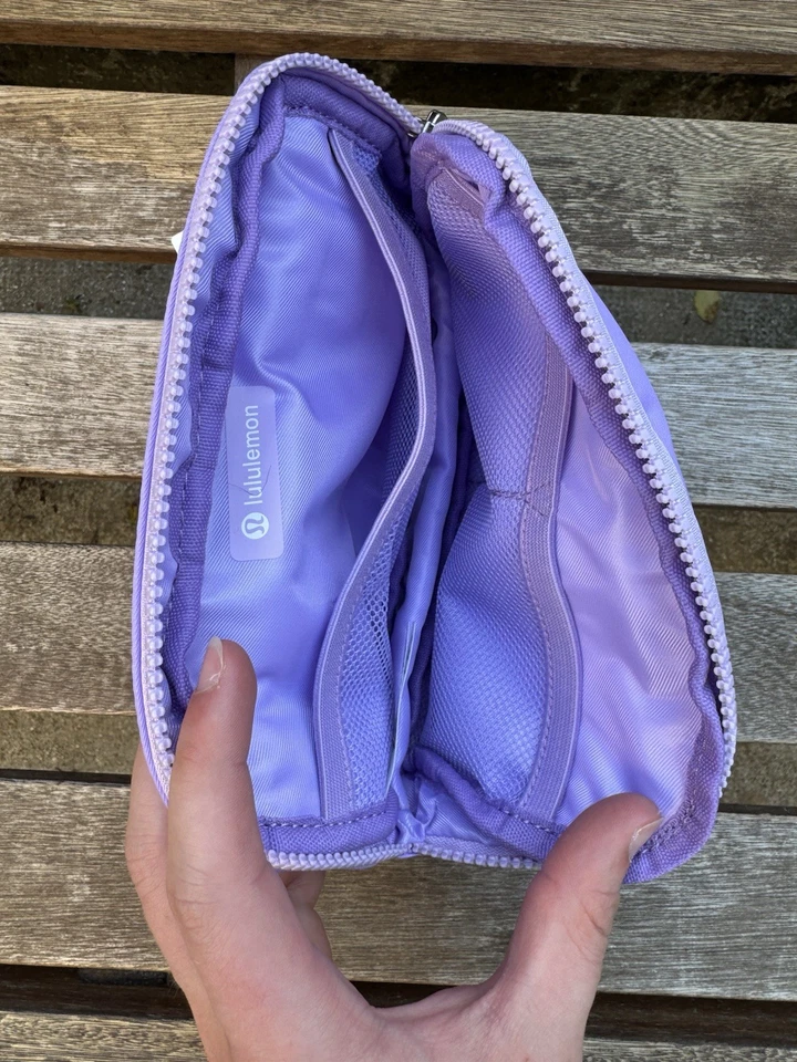 Sac de ceinture Everywhere 1 L Lululemon Neuf Avec Étiquettes - Violet/lila - Photo 3/4