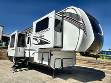 2020 KZ Durango Gold G386FLF