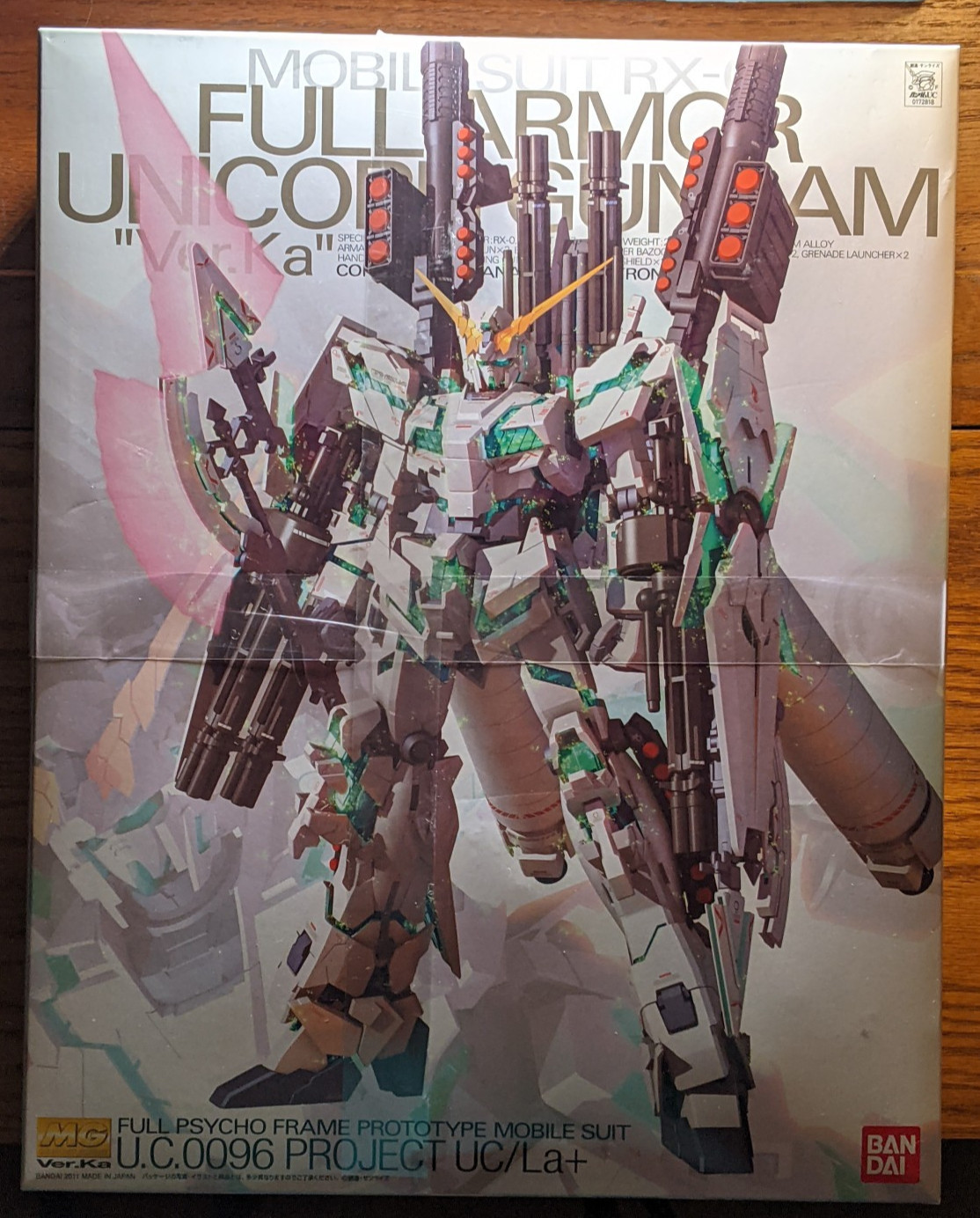 Bandai RX-0 Full Armor Unicorn Gundam Ver.Ka 1/100 Master Grade Model Kit
