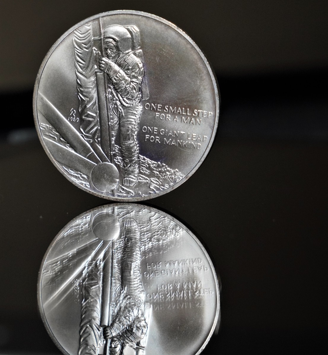 Neil Armstrong astronauts Moon Landing 1969 Nixon 925 Silver bar