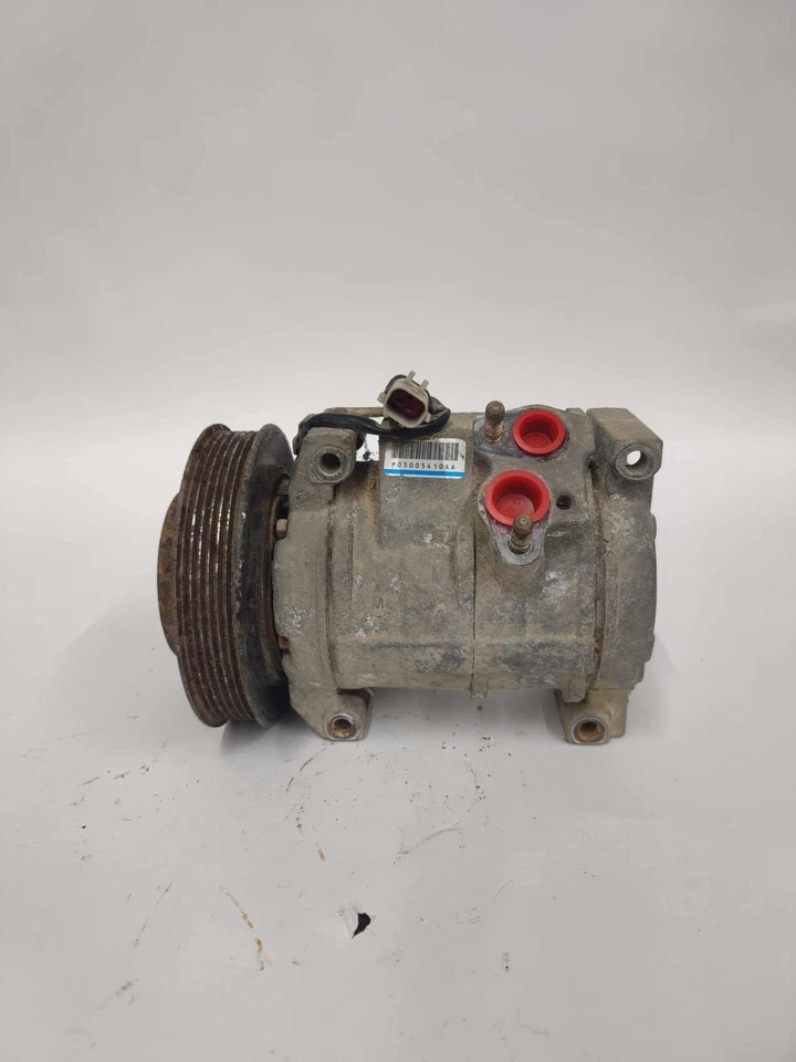 Chrysler Voyager 2001-02 compresor de aire acondicionado 2,4 L P05005410AA Foto 3 de 4