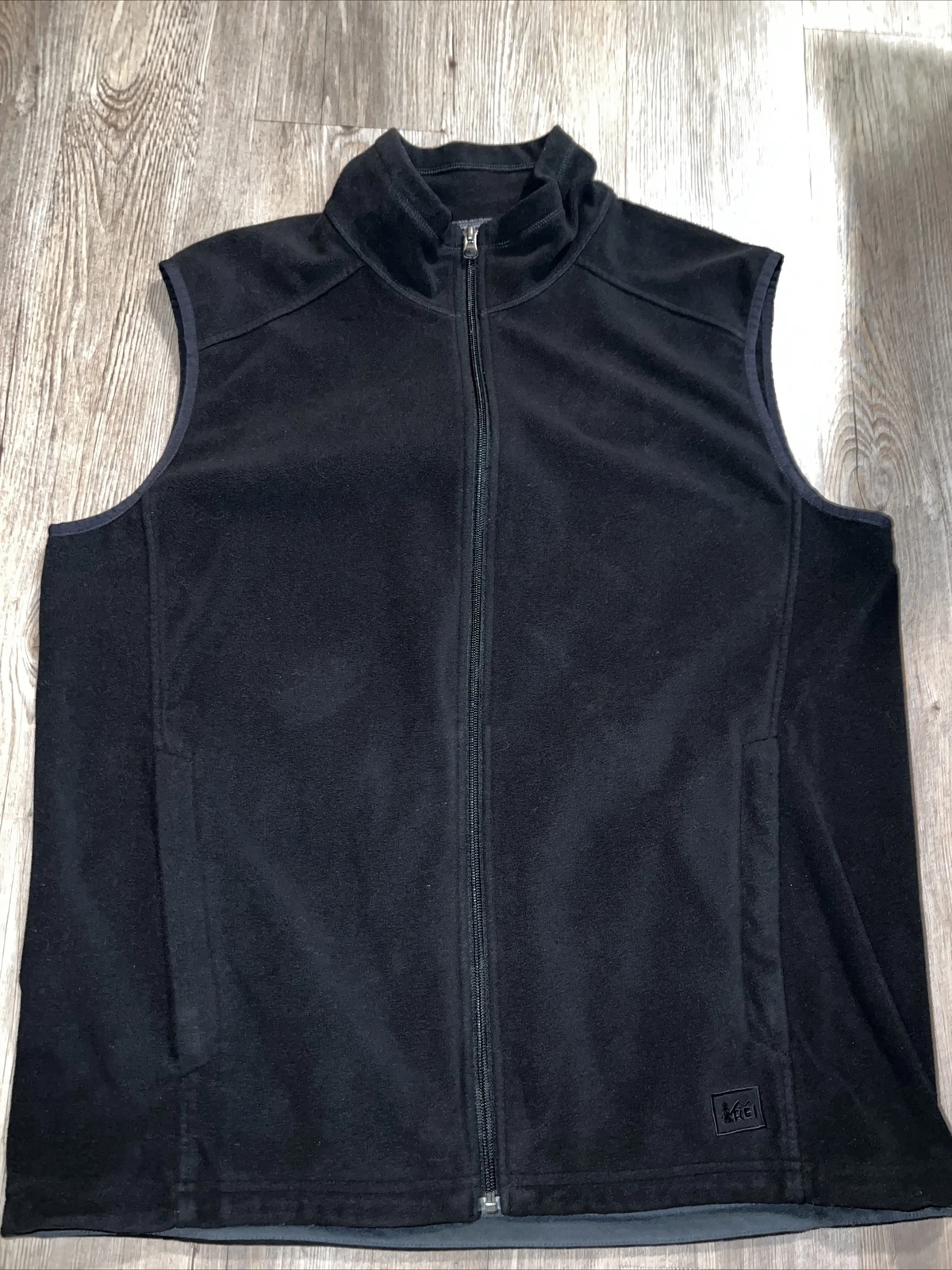 REI Vest Black Full Zip Fleece Hiking Outdoors Polartec Casual Mens Size XL