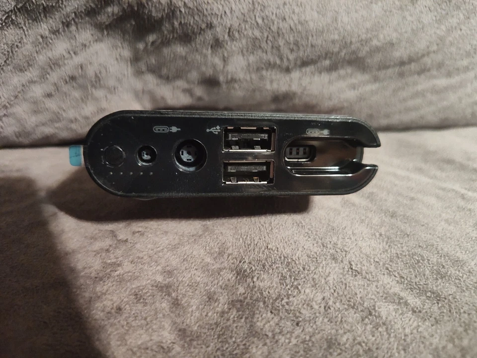 Batería externa Dell Power Companion 12000 mAh (PW7015M) Foto 3 de 4