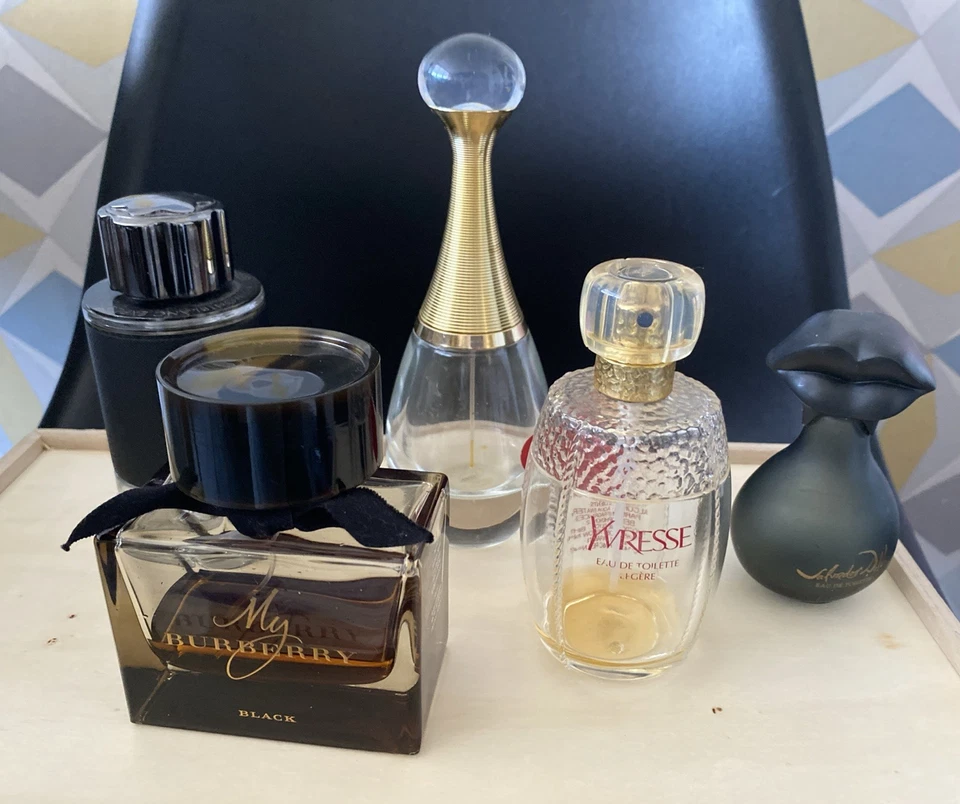 🦋collection Lot De Flacon De Parfum Vide Empty burberry Dali  Mont Blanc - Photo 1/1