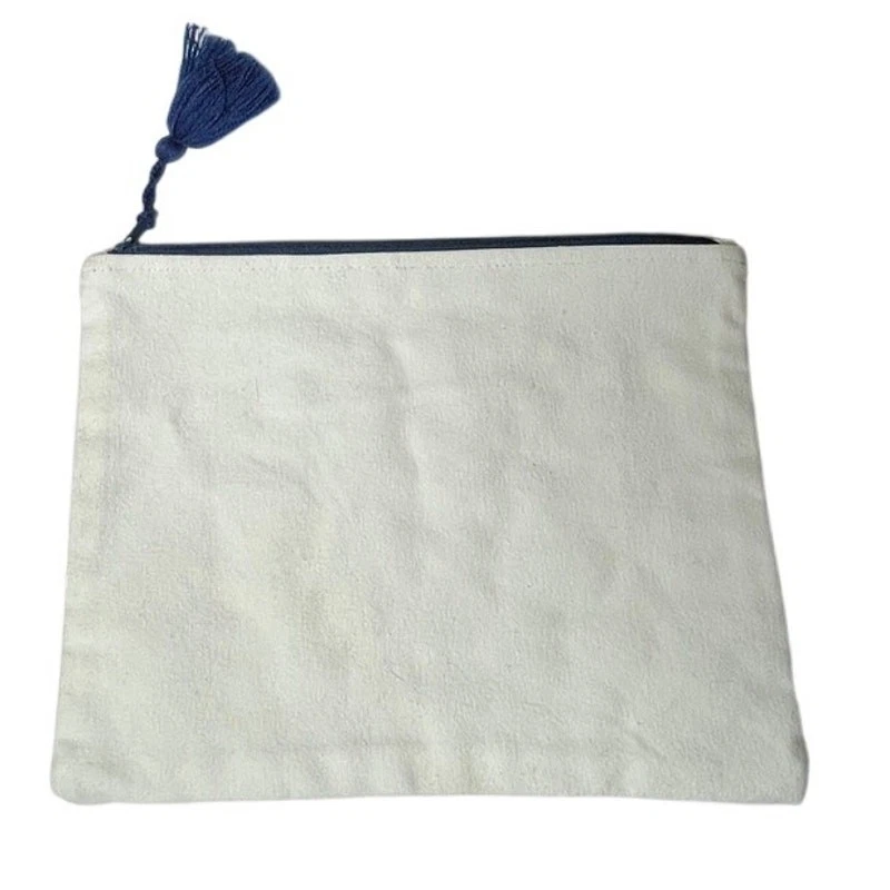 Bolso Two’s Company Azul Blanco Algodón Borla Bordado 11.5x8 Foto 2 de 4