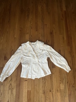 Vintage Victorian or Edwardian-style white lace blouse w/ ruffled collar & cuffs