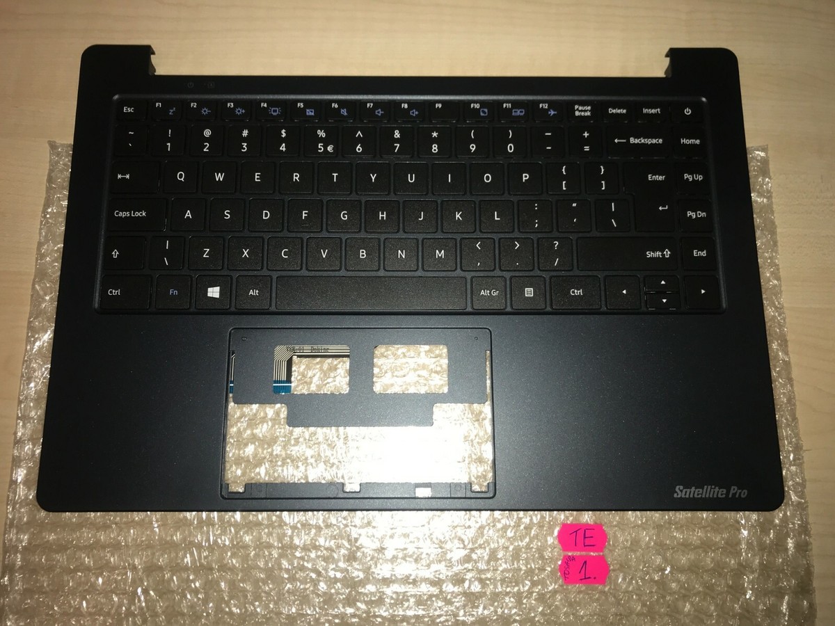 TOSHIBA dynabook N40 2台セット s-l1200.jpg