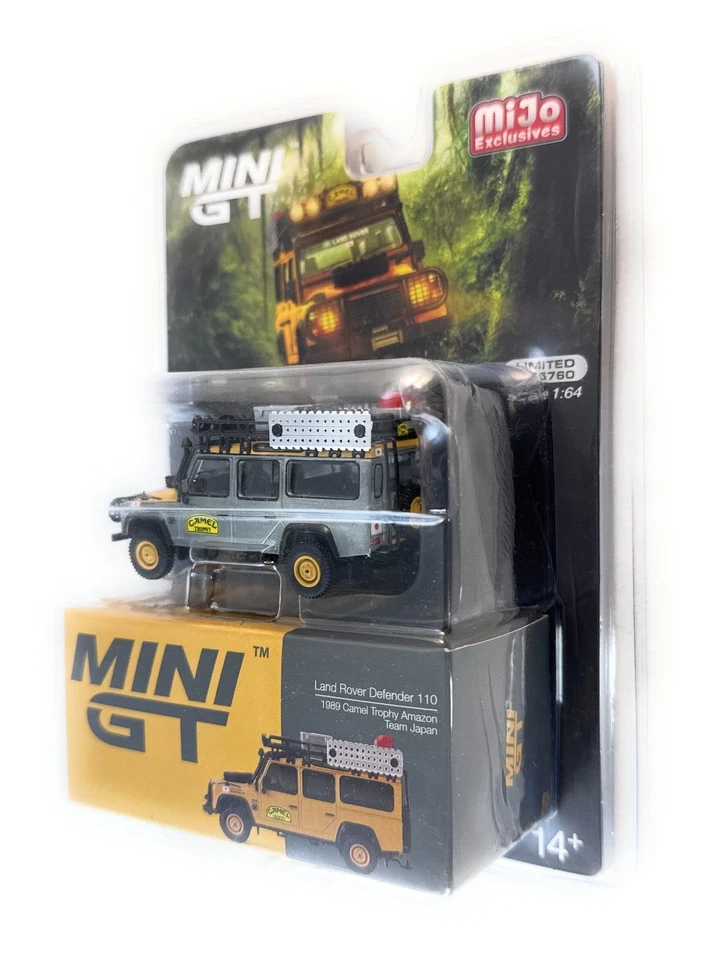 CHASE! Land Rover Defender 110 1:64 Scale Diecast Model By Mini GT MGT00751 - Image 4 of 4