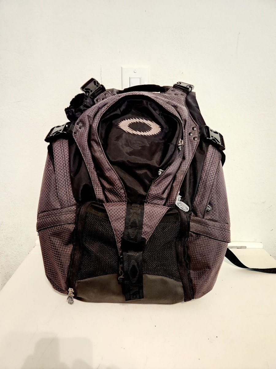 バッグ 00's OAKLEY tactical field gear bag y2k 00's OAKLEY tactical field gear bag y2k