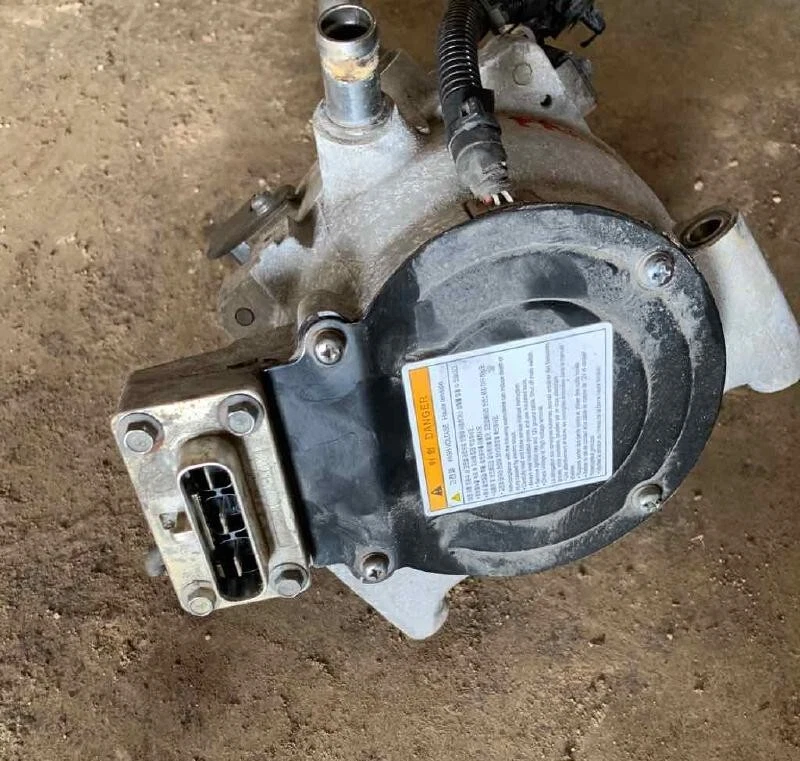 2011-2015 Hyundai Sonata Alternator 2.4L VIN 4 ID 373902G900 Used Foto 2 de 3