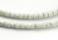 210 OFF-WHTE RECYCLED GLASS HEISHI / DRUM / SEED BEADS FROM GHANA, 3 - 4 MM