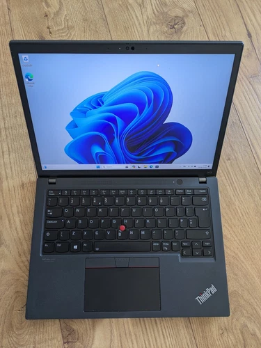 Lenovo ThinkPad X13 Gen 2 Core i5 1135G7 2.42GHz 8GB 256GB SSD 13.3" Laptop 509