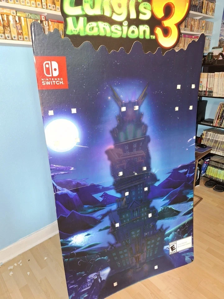Nintendo Switch Luigi's Mansion 3 Standee Promo Store Display - Image 2 of 4