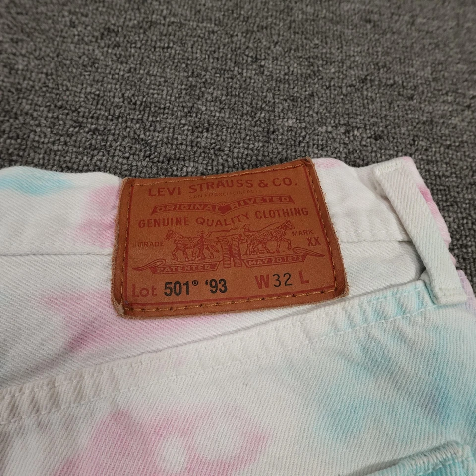Pantalones Cortos Levis 501 '93 Para Hombre 32 Rosa Azul Tie Dye Corte Deshilachado Dobladillo Botón Mosca Foto 2 de 4