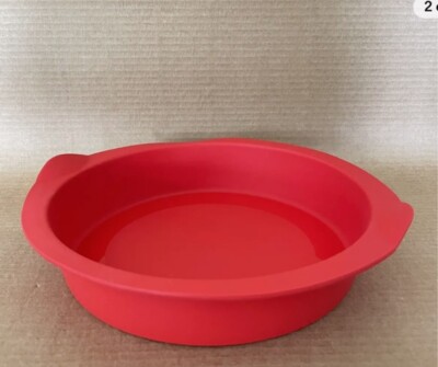 Tupperware Silicone Magic Baking Form 9  Round Cake Oven Red New