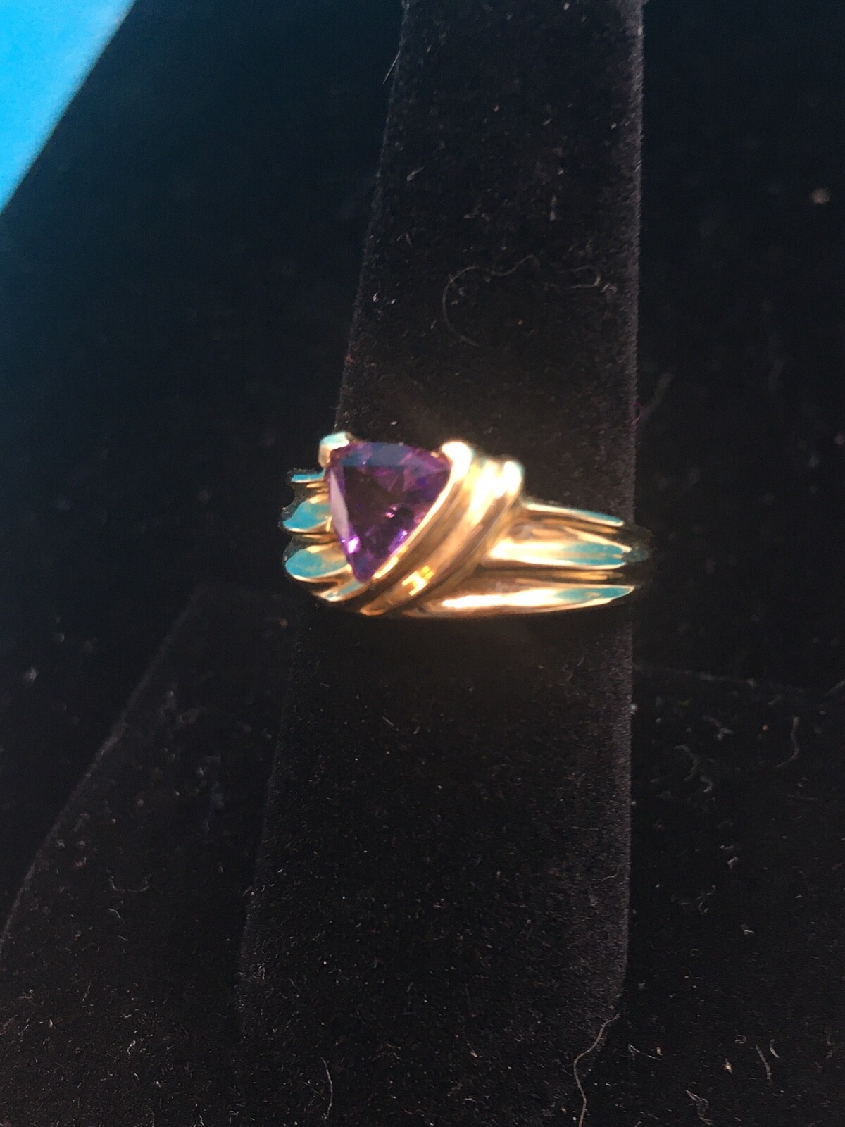 #2312 Triangular Amethyst 10K Solid Gold Ring, St… - image 3