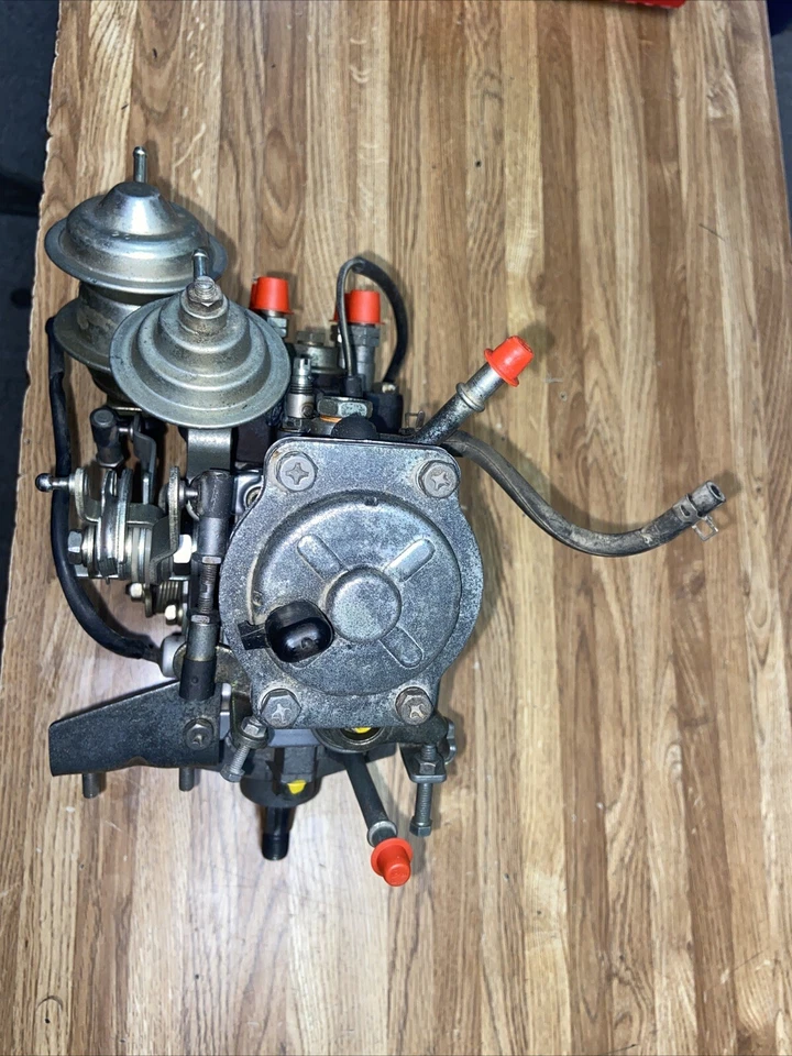 Bomba de inyección de combustible diésel 096000-0970 reconstruida Ford Escort, Tempo, Topacio, Lynx Foto 4 de 4