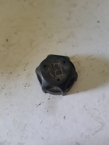 Bouchon De Réservoir Carburant Briggs & Stratton 992372 - Pour Série 450, 500, 550 - Noir