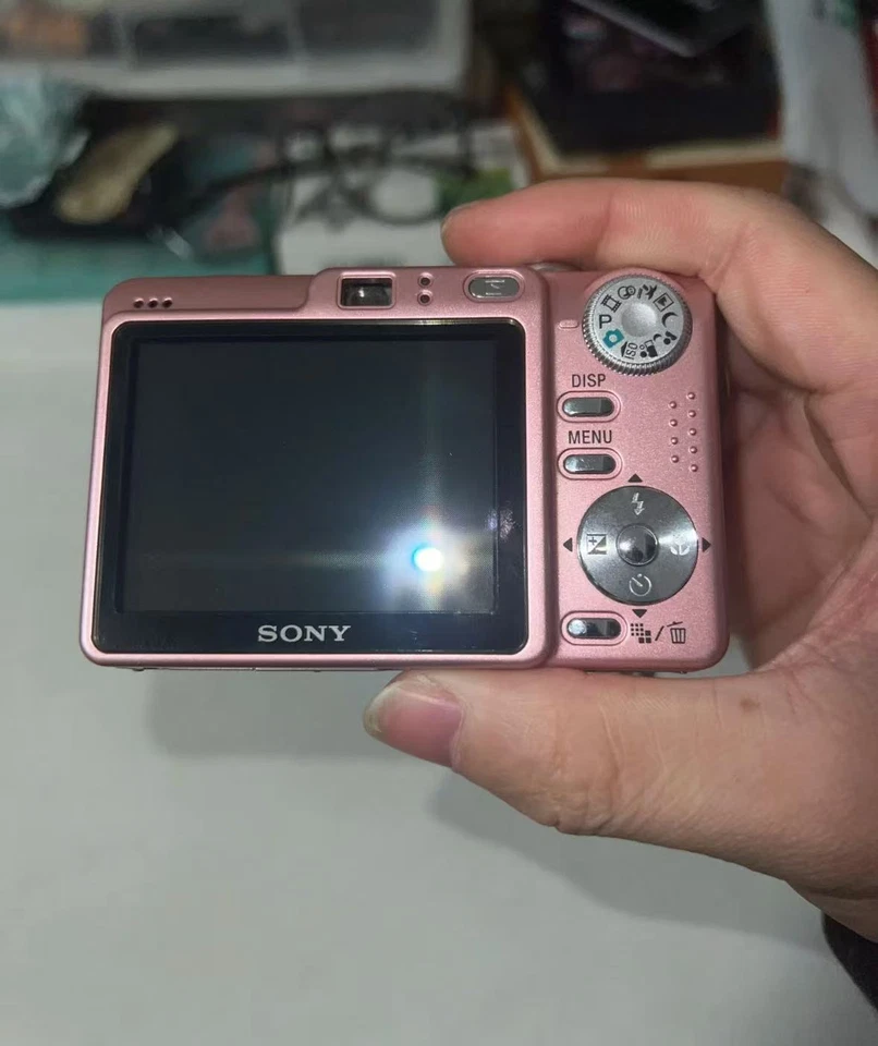 Sony Digital Camera DSC-W55 autofocus failure - Image 4 of 4