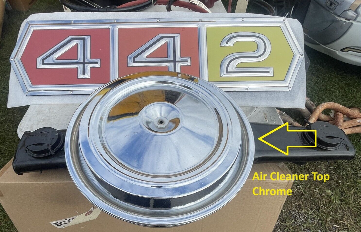 83 84 85 86 87 Oldsmobile 442 H/O Chrome Air Cleaner top closed