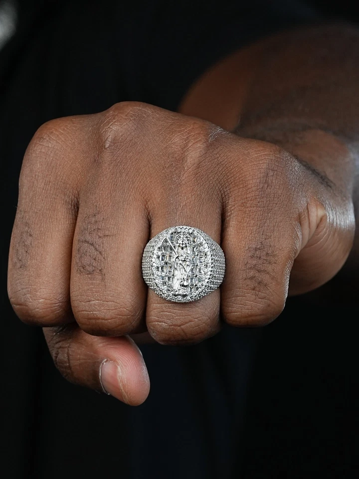 Anillo Hip Hop Real de Plata 925 Baguette Circonita cúbica Parca Santa Muerte Helado Para Hombres Foto 4 de 4