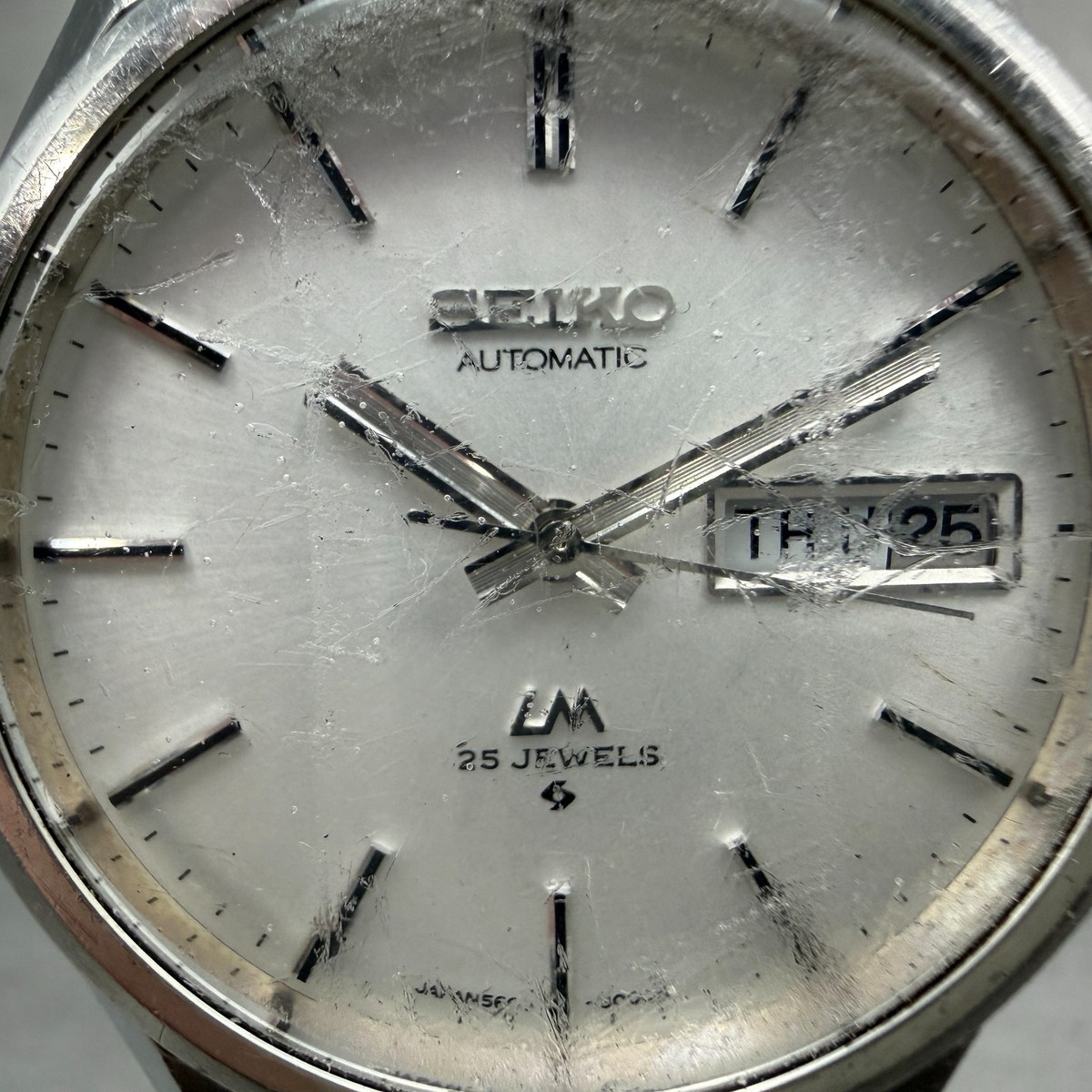 Seiko Lord Matic Watch Men 37mm Silver Dial Silver Tone Daydate