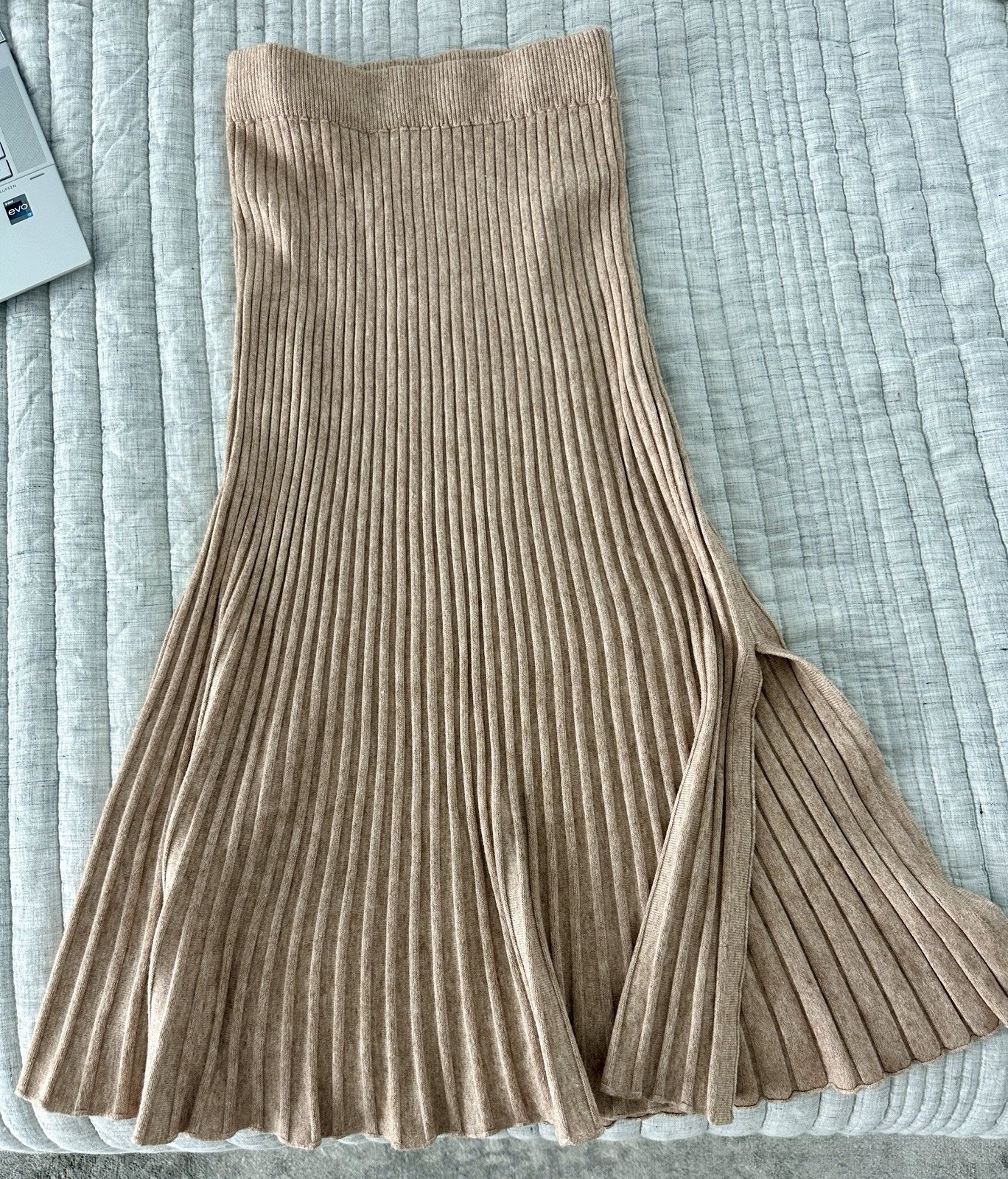 Commense Beige Knit Pleated A-Line Midi Skirt High Rise Elastic Waist L Women