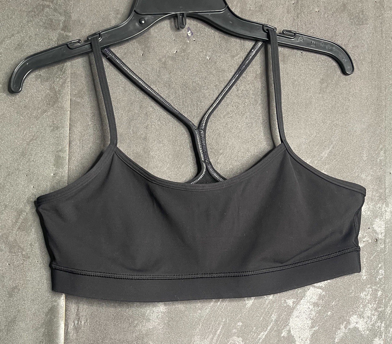 Lululemon Women's Sports Bra Tank Top Size Large Black Strappy Back Gym Yoga Run