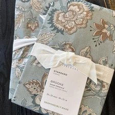 Set Of 2 Pottery Barn Brooke Floral Print Standard Shams New Blue