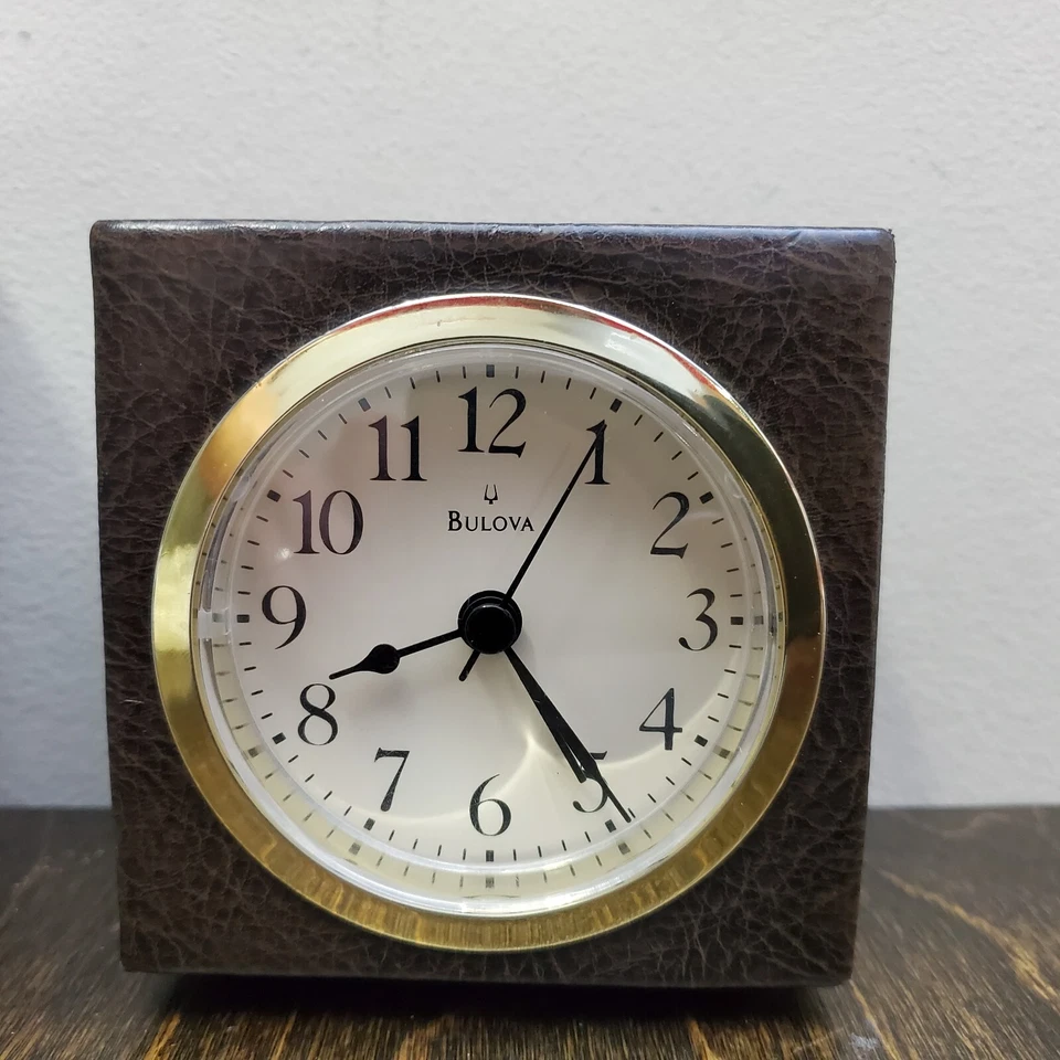 Bulova Lockport Alarm Clock Quartz Snooze Lighted Square Cube Grainy Leather - Image 2 of 4