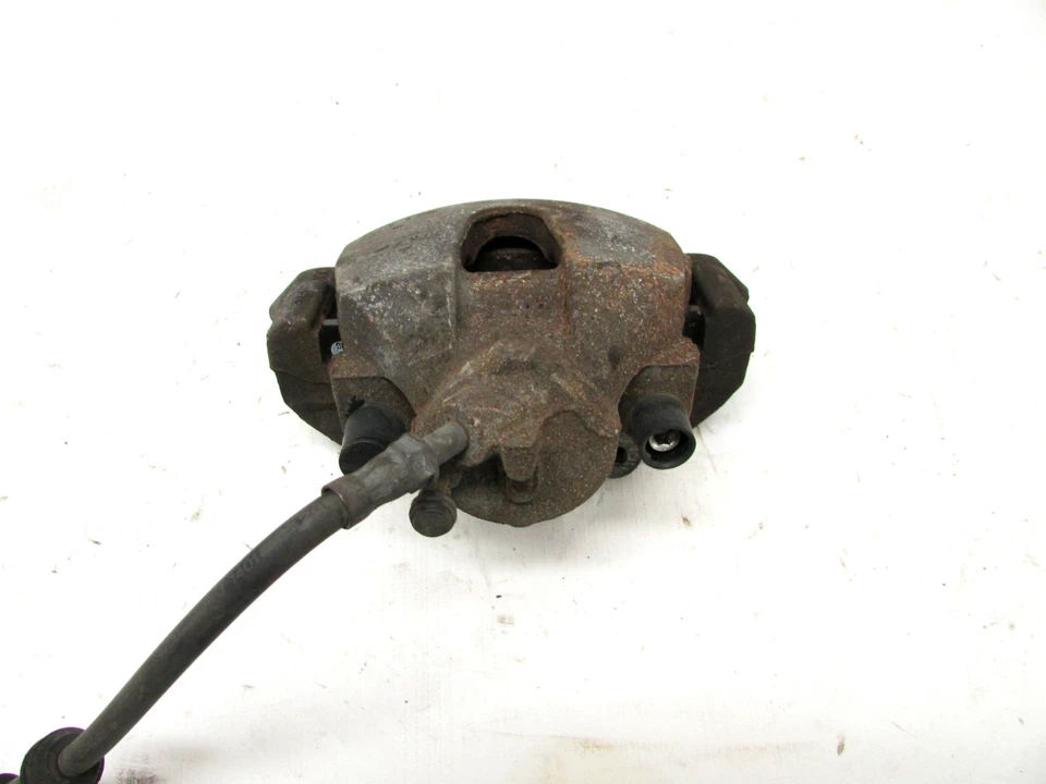 Volvo S40 2007 pinza de freno conductor delantero izquierdo OEM Foto 3 de 4