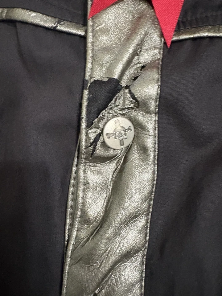 Camisa Lip Service XXL Negra Abotonada Para Hombre Plateada Metálica Borde CalaverasGótico Punk Foto 4 de 4