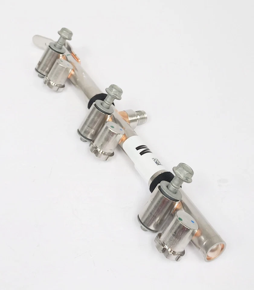 General Motors 12729465 Fuel Injector Rail for GMC Chevrolet Express 2500 14-24 - Image 3 of 4