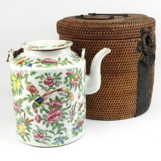 ANTIQUE CHINESE CANTON FAMILLE ROSE TEAPOT IN WICKER BASKET