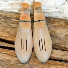 Vintage Wooden Shoe/Boot Stretchers Shoe Trees Size 9C