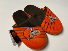 NFL Men's Cleveland Browns Logo Slippers - Sizes: 7-8, 9-10, 11-12, 13-14