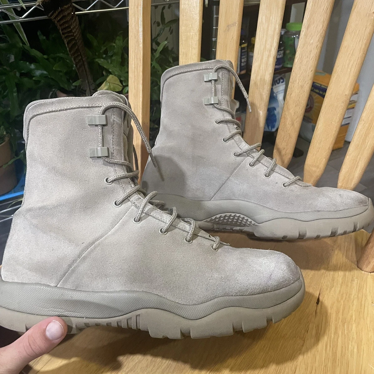 Nike Air Jordan Future Boots Suede Khaki Men s Size US 10.5 878222 205 Used