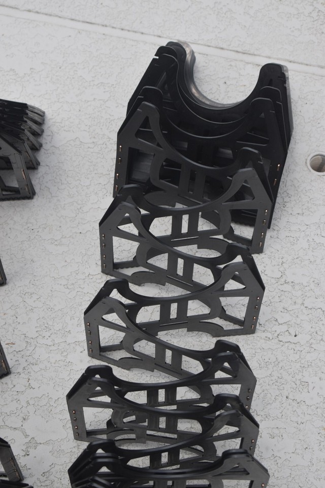 Camco 43051 20ft Sidewinder RV Sewer Hose Support Sturdy Lightweight