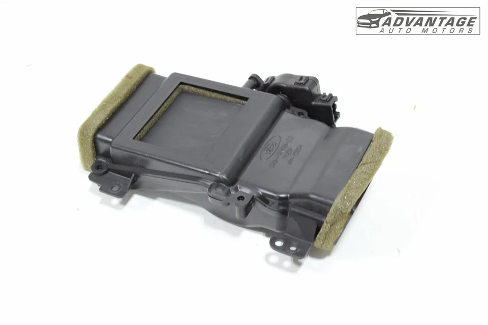 2017-2020 LINCOLN CONTINENTAL HVAC AC HEATER CONSOLE REAR AIR VENT DUCT TUBE OEM - Image 4 of 4