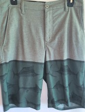 Huk Performance Mens Size 30 Flat Front Fishing Outdoor Shorts