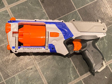 2011 Nerf N Strike Elite Strongarm Pre-Owned/Nice/Working ff1