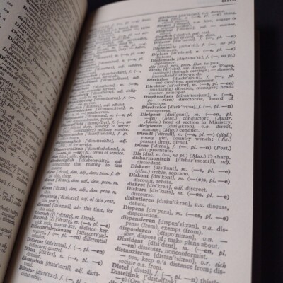 Cassell's New Compact German Dictionary, German-English, English
